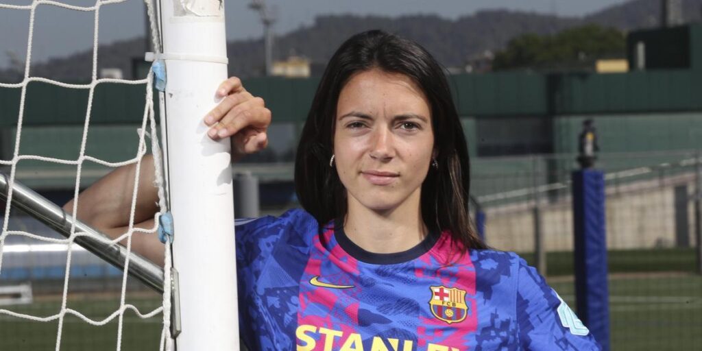 Aitana, con el ‘14’ de Cruyff