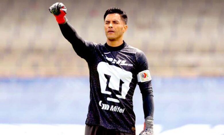 Alfredo Talavera se despide de Pumas