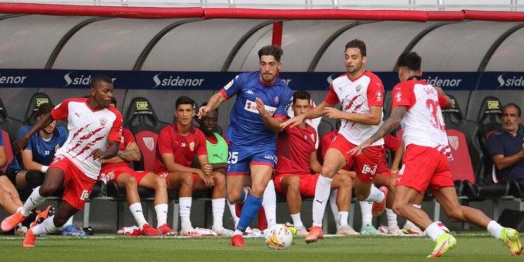 Almería - Amorebieta, en directo | Sigue en vivo el partido de LaLiga SmartBank de fútbol