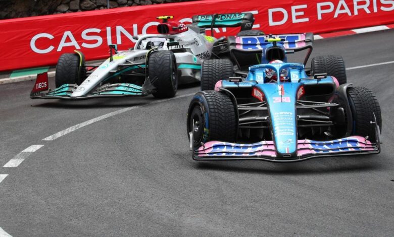 Alonso desquicia a Toto Wolff: "Iba como un F2"