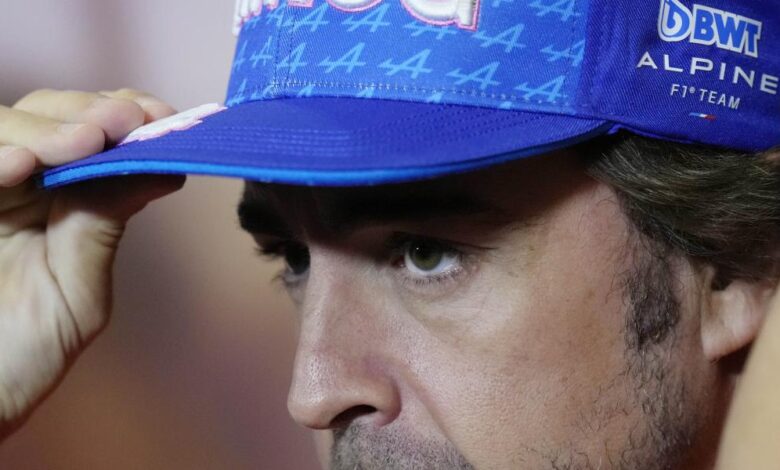 Alonso estalla contra la FIA