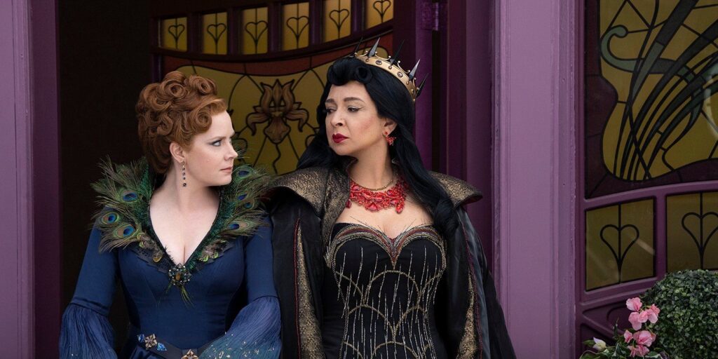 Amy Adams y Maya Rudolph se enfrentan en la primera imagen de Enchanted 2