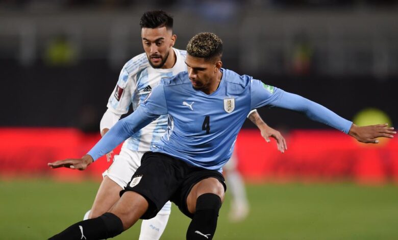 Araujo, convocado para los amistosos con Uruguay