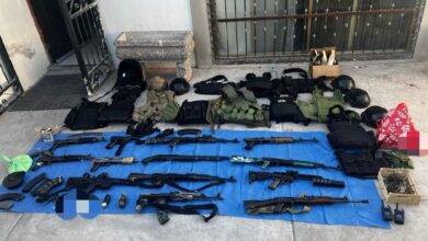 Armamento, narcóticos, equipo táctico... entre lo asegurado por la FGR en Sonora