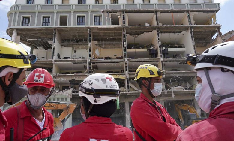 Ascienden a 44 los muertos por la explosión en el Hotel Saratoga de La Habana, Cuba