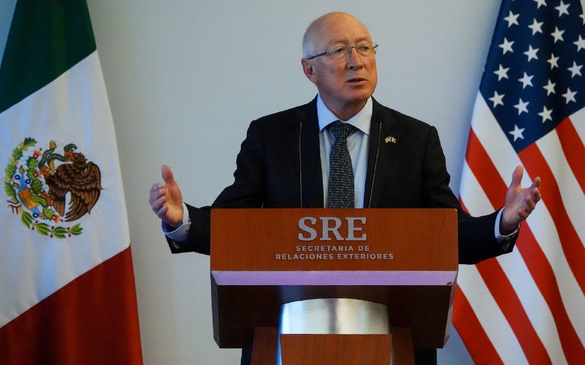 Asesinato de periodistas en Veracruz fue “un acto cobarde y malvado”: Ken Salazar