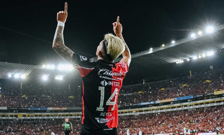 Atlas sueña con el bicampeonato: vence 2-0 a Pachuca en final de ida