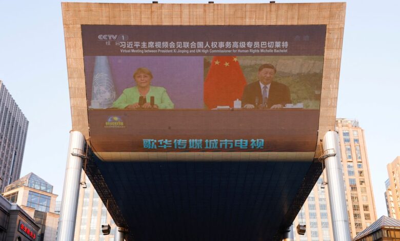 Bachelet evita ahondar en la represión de los uigures en Xinjiang en el cierre de su visita a China