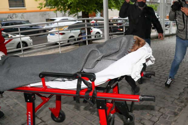Belén Esteban llegando al hospital / Gtres