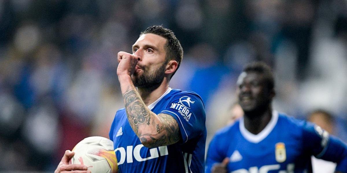 Borja Bastón iguala al uruguayo Stuani y a Stoichkov al frente de la tabla