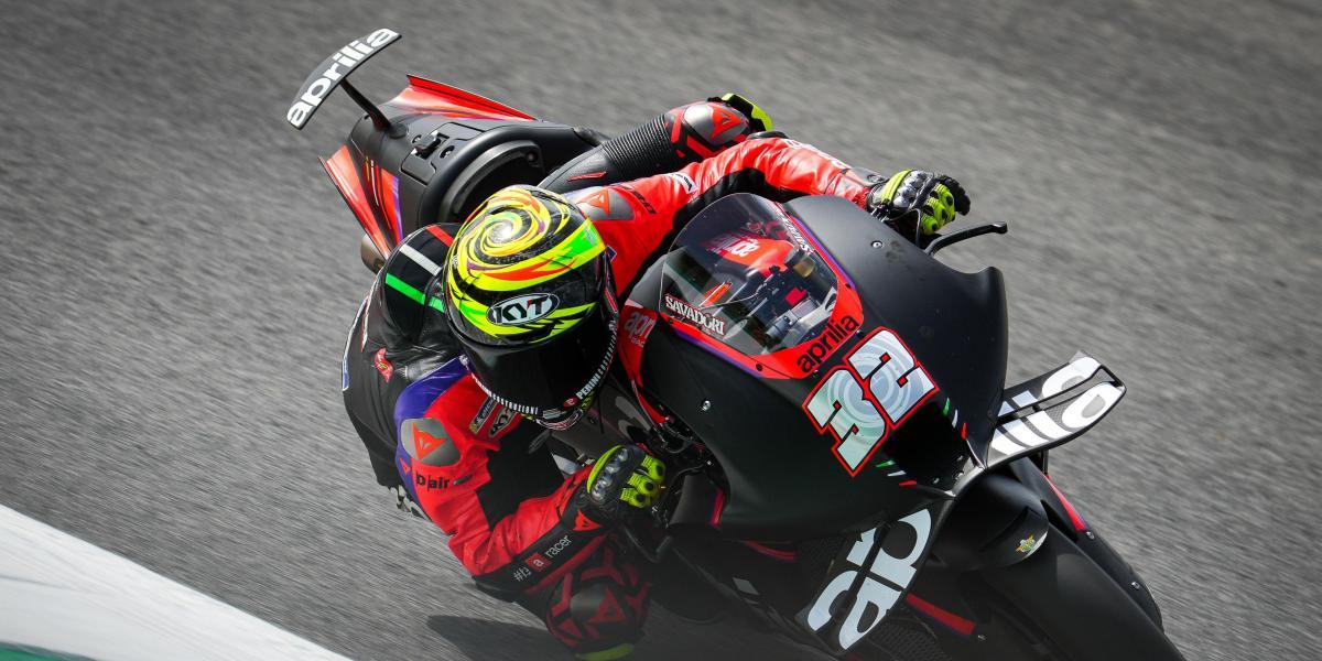 Box Confidencial: Del rojo Ducati al negro Aprilia
