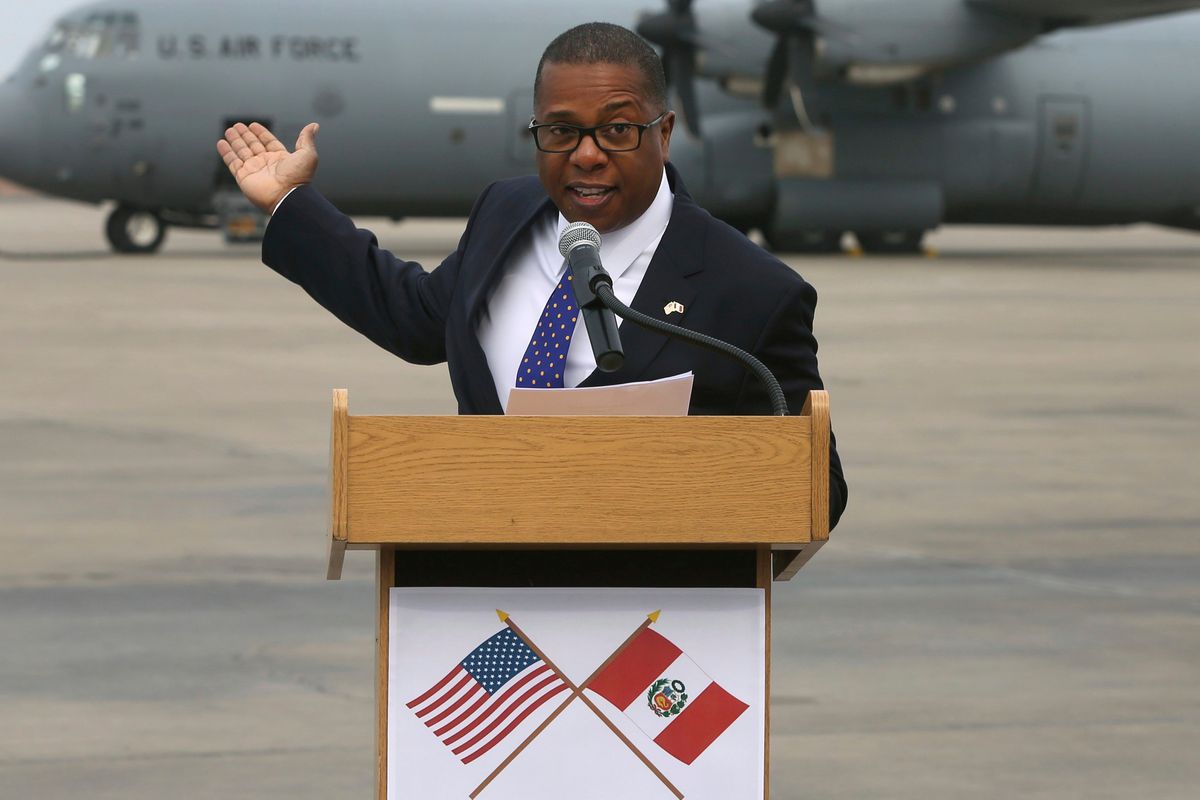 Brian Nichols: “No nos parece conveniente incluir a países que no respetan la democracia”