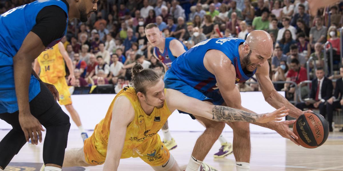 Calathes se queda a un rebote del triple-doble