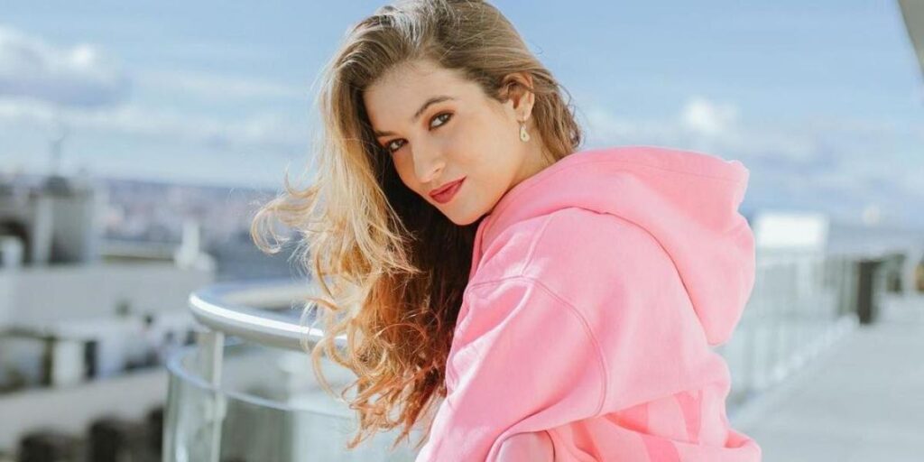 Carlota Boza ('La que se avecina') se sincera en Twitter sobre un episodio de maltrato