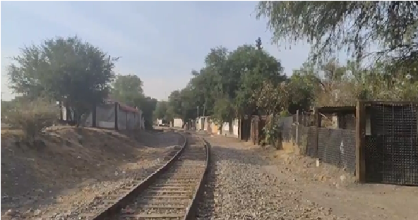 Cartolandia: El contraste entre los ricos y los pobres de San Juan del Río, colonia de ferrocarrileros en el abandono y olvido
