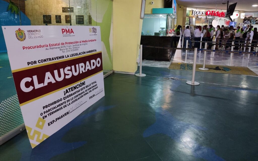 Clausuran acuario del puerto de Veracruz