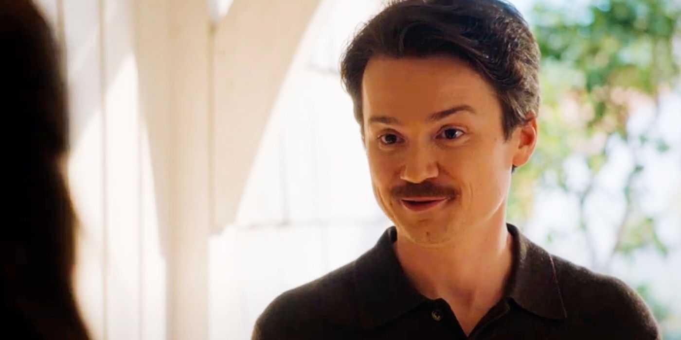 Clip de la temporada 5 de Young Sheldon: el pastor Rob coquetea con Mary