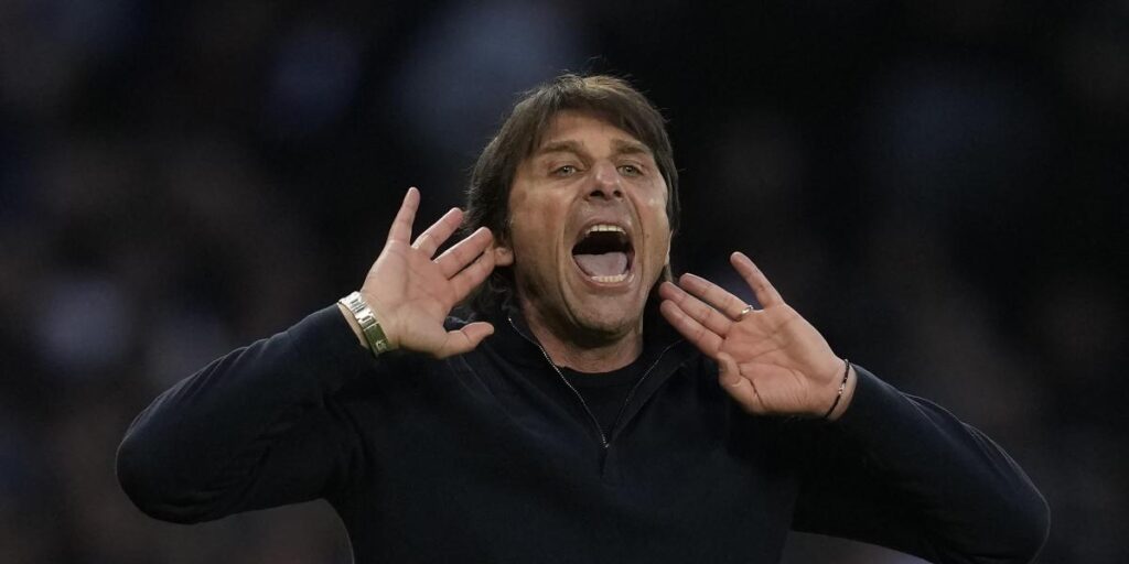 Conte, a Arteta: "Le escucho quejarse mucho..."