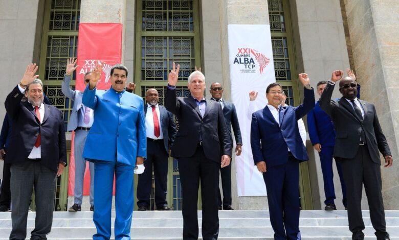 Cuba marca la agenda de la Cumbre de las Américas con su reunión alternativa
