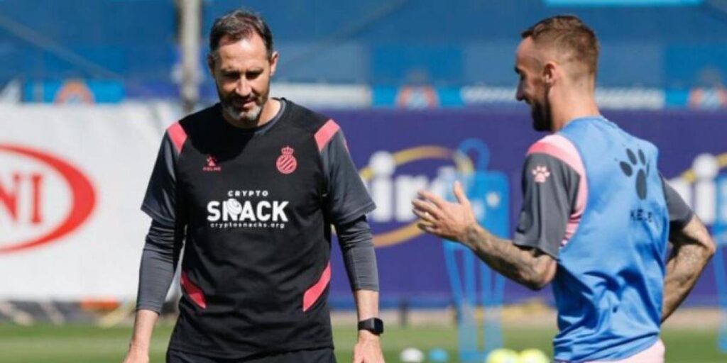 Darder le dedica un emotivo texto a Vicente Moreno y su cuerpo técnico