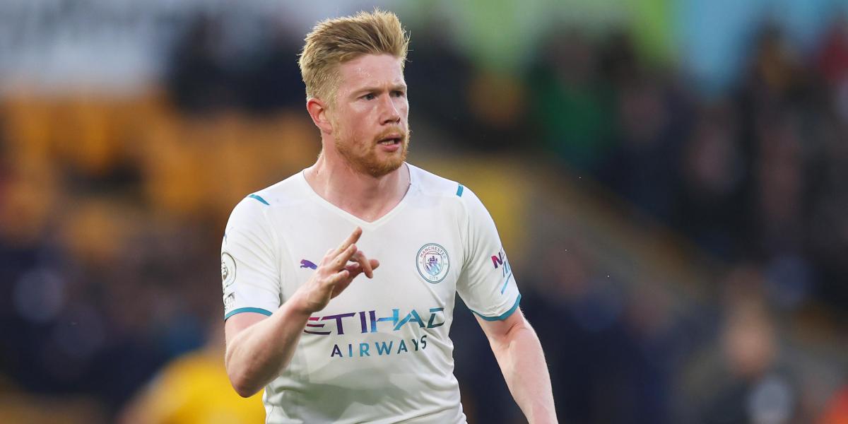 De Bruyne firma un 'hat-trick' con su pierna 'mala' en 23'