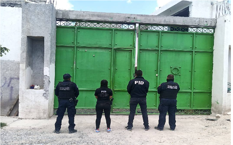 Decomisan tres autos y detienen a 5 sujetos, en El Marqués