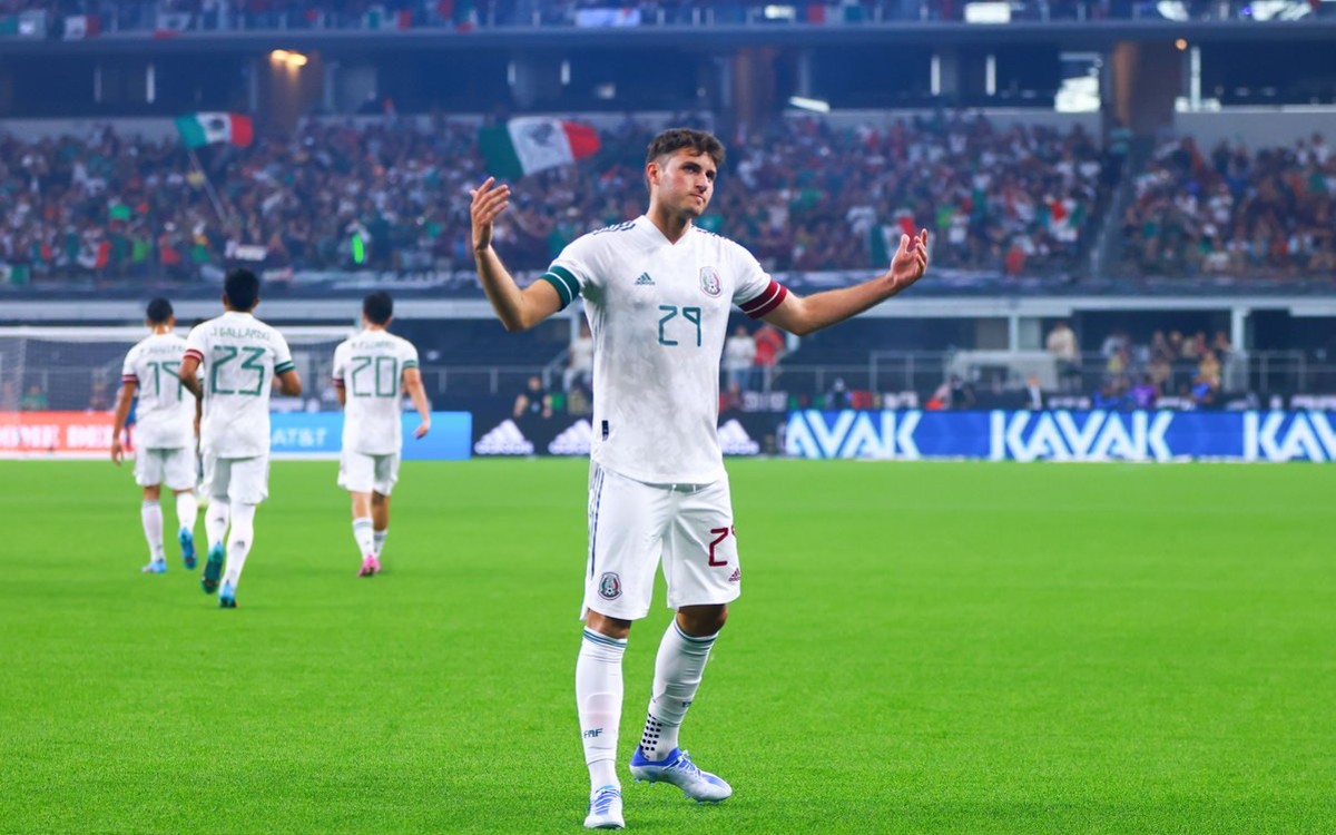 Derriba Tricolor a las Súper Águilas en Arlington, Texas | Video