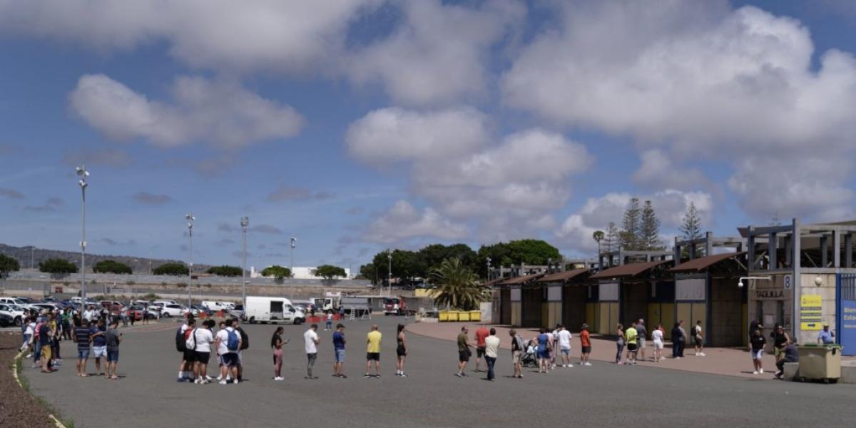 Desatada la locura en el Gran Canaria: más de 16.000 entradas vendidas para recibir al Oviedo