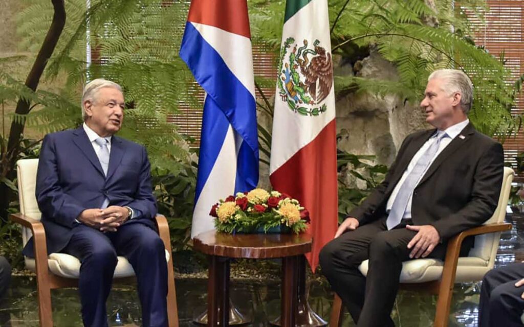 Díaz-Canel recibe a AMLO con honores en el Palacio de la Revolución de La Habana, Cuba
