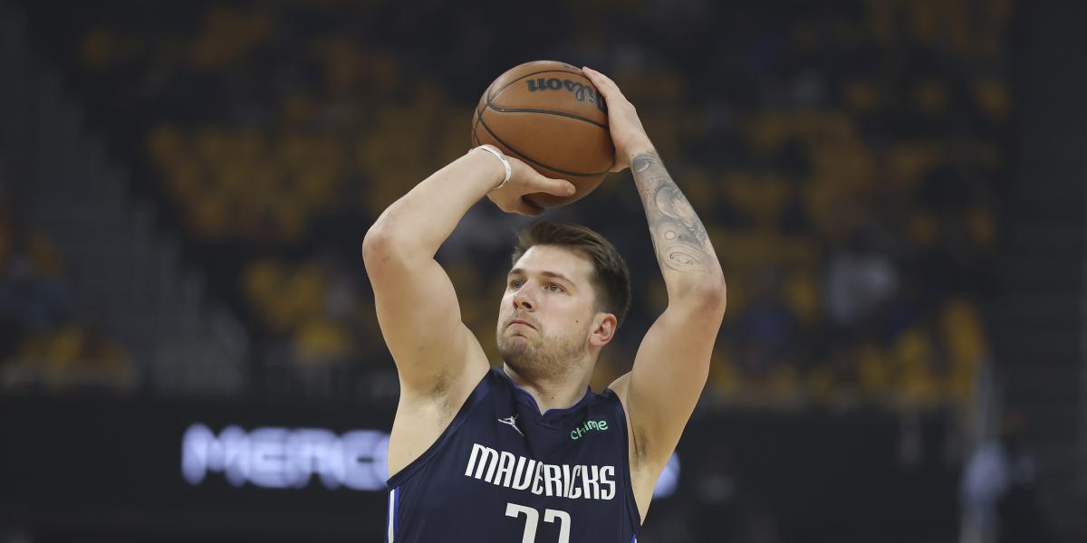 Doncic se une a Chamberlain y Jordan en otra estadística para la historia