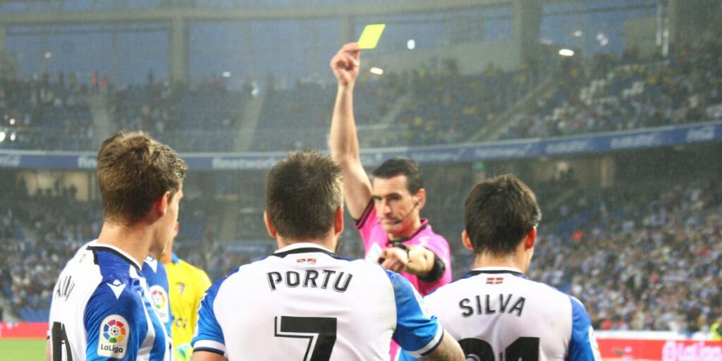 Dos altas y cinco apercibidos de sanción