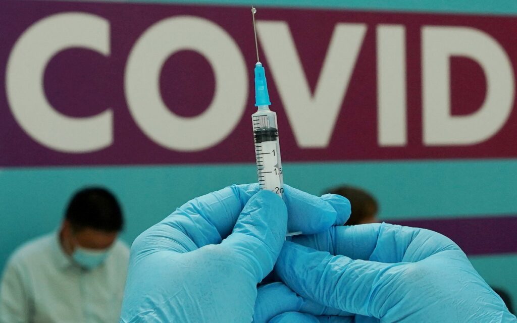 EMA espera aprobar en otoño las vacunas adaptadas a variantes Covid