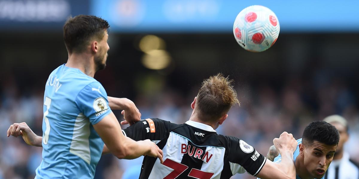 El City pierde a tres defensas hasta final de temporada