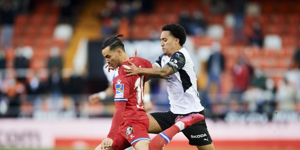 El Espanyol-Valencia se avanza al sábado