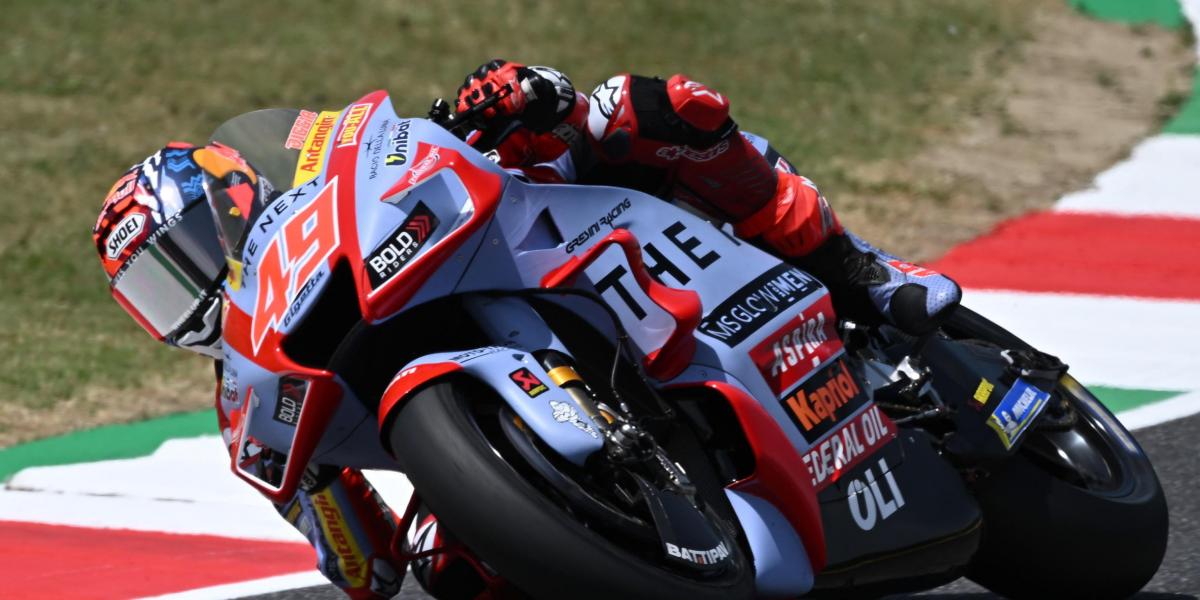 El rookie Di Giannantonio sorprende con la pole en Mugello; Márquez, 12º tras su caída