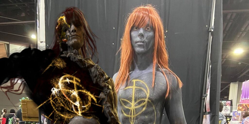 Elden Ring Radagon Cosplay vuelve a montar el segundo Elden Lord