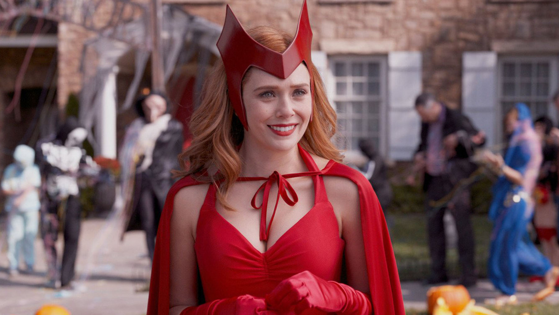 Elizabeth Olsen dice haber rechazado papeles de Oscar por pertenecer al UCM