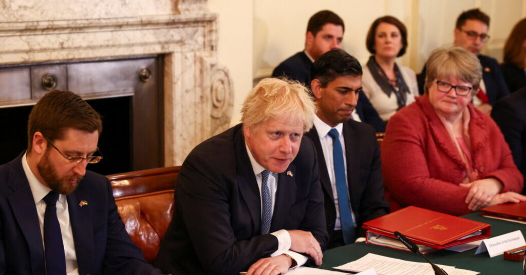 En un movimiento arriesgado, el Reino Unido señala que puede descartar algunas reglas comerciales de Irlanda del Norte