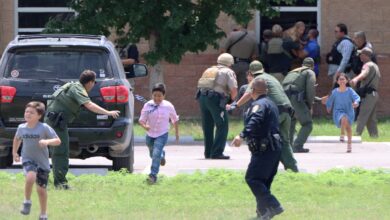 'Envíen a la policía ahora': Niña pidió ayuda al 911 durante tiroteo en Texas