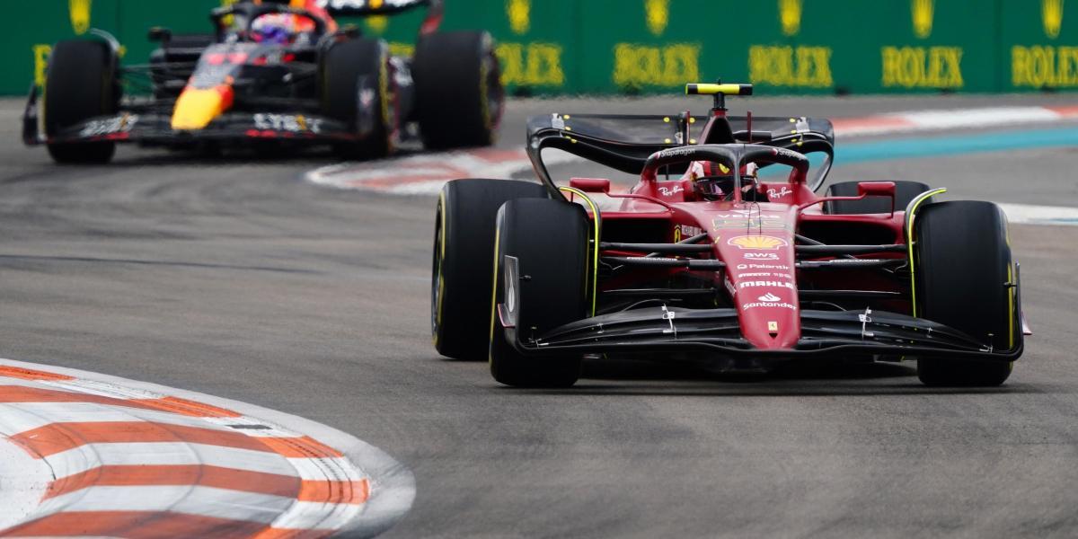 Ferrari y Alpine, evoluciones en Barcelona