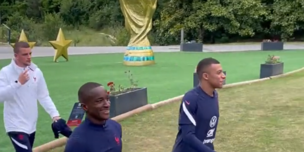 Francia trabaja sin Benzema: mañana reencuentro con Mbappé