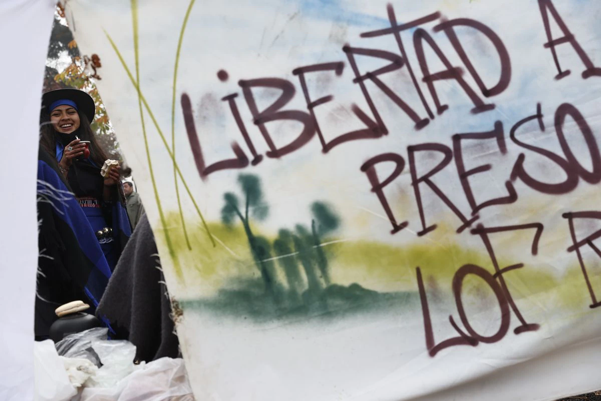 Gabriel Boric se enreda con la estrategia para frenar la violencia en la zona mapuche
