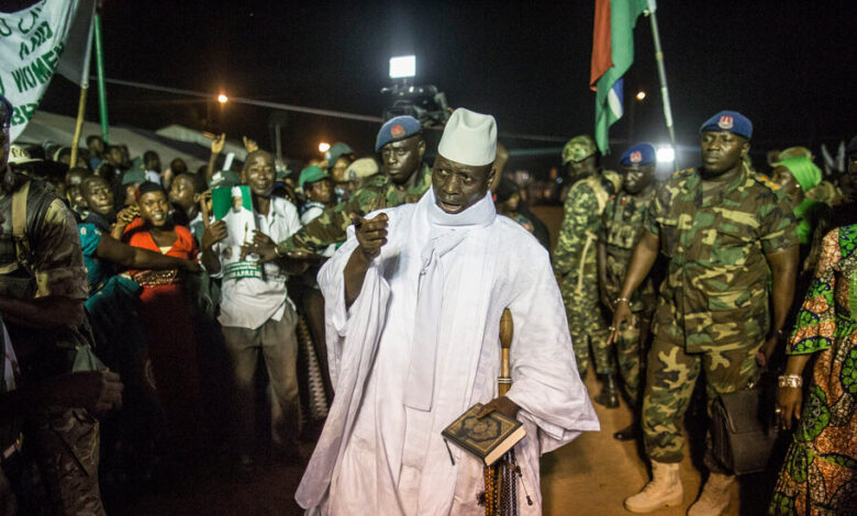 Gambia dice que procesará a expresidente por asesinato