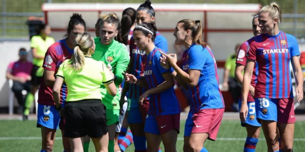 Giráldez, en el Rayo-Barça: "¡Es una vergüenza, este es el nivel del arbitraje!"