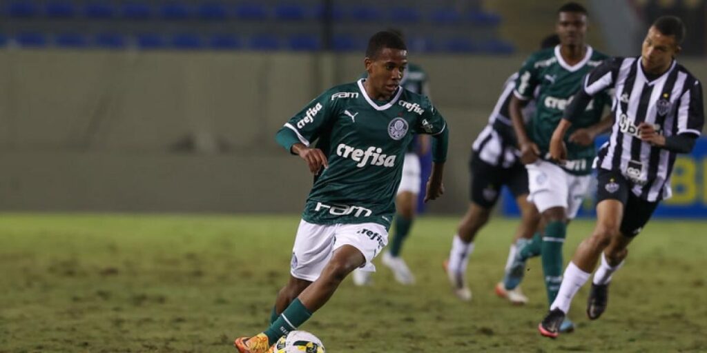 Golazo de Estêvão, la perla brasileña que sueña con el Barça