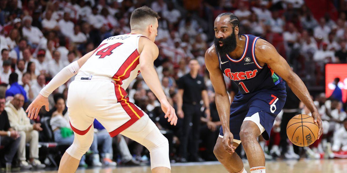 Harden tras caer en Miami: "Obviamente echamos de menos a Embiid"