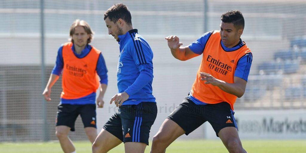 Hazard entrena con el grupo y Alaba avanza en su recuperación