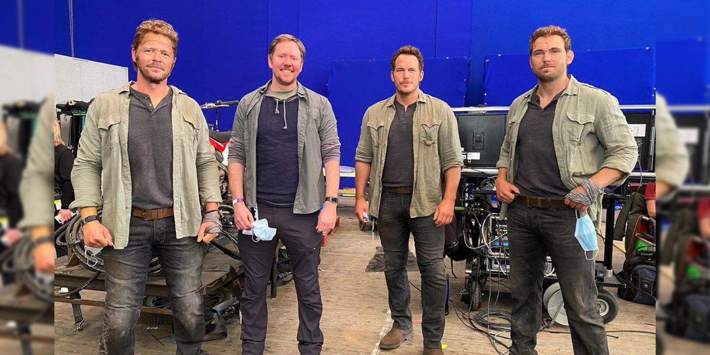 Imagen de Jurassic World Dominion BTS muestra a Chris Pratt con 3 dobles