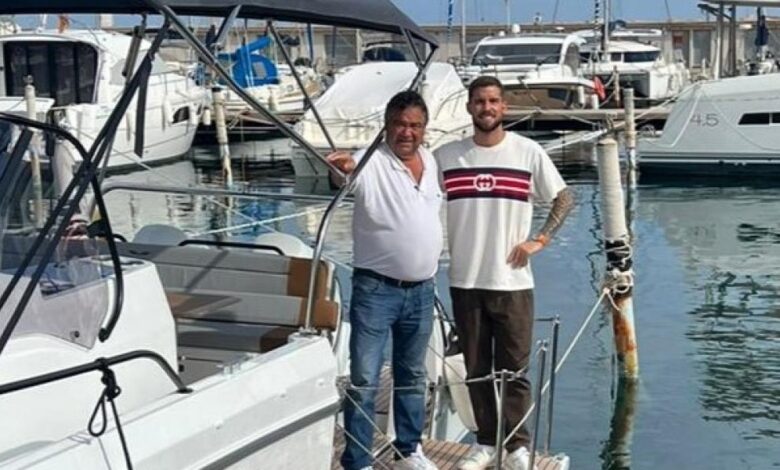 Iñigo Martínez se va de pesca