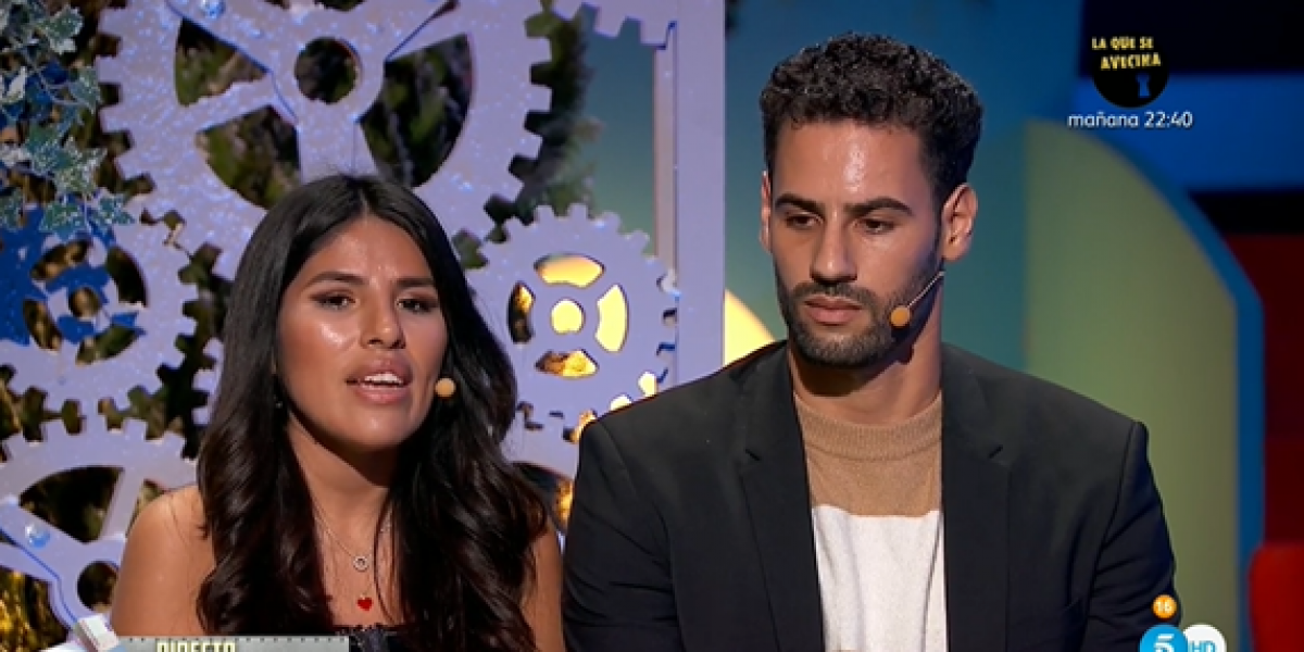 Isa Pantoja y Asraf Beno sufren un accidente de tráfico que acaba en comisaría